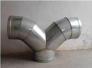 风管系统中的关键组件 三通、镀锌弯头与空调制冷应用